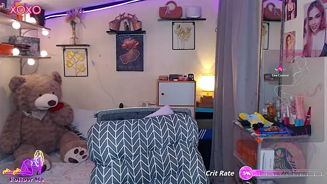 izabella_moore