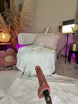 Live-Webcam-Show mit ameliaa_lov3 - Interaktive Lovense-Toys verfügbar