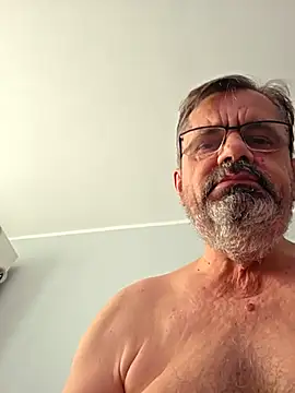 Axer1960 live cam on StripChat