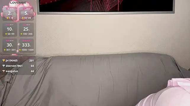 LoraDavi live cam on StripChat