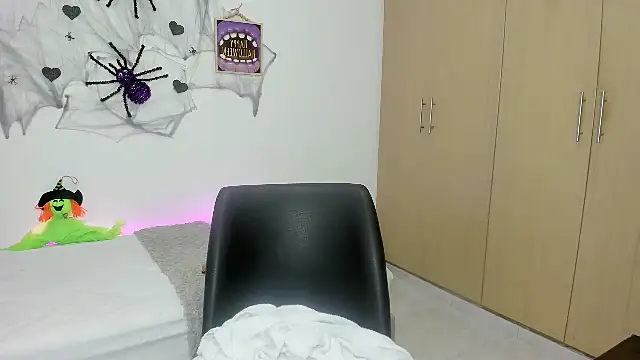 mia_star_2