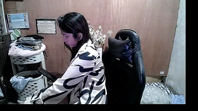Makati_nashowxx live cam on StripChat