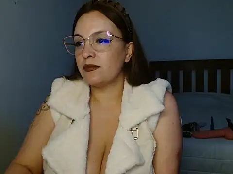 fetisheskinky (F milf) - Show