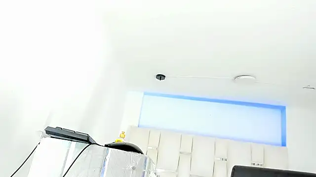 horny-Eliannis live cam preview