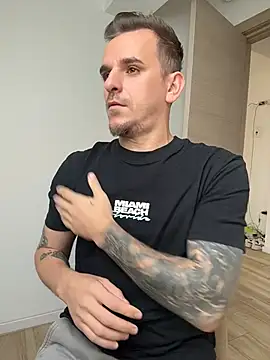Huge_cock22cm