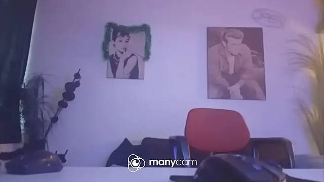 der_dino30 live sex cam