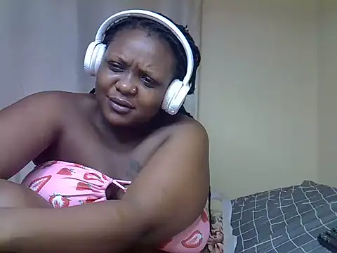 Cavy_candy live cam on StripChat