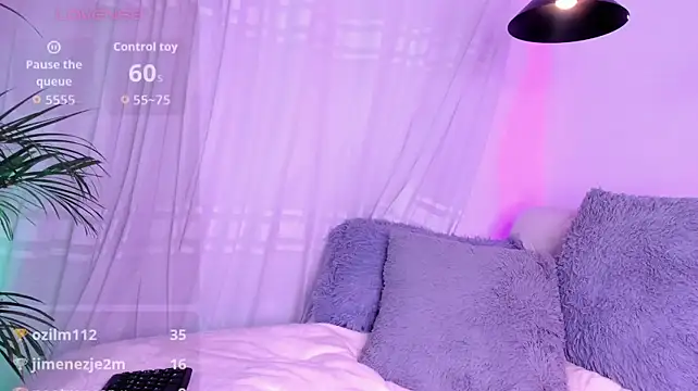 lillypinky21 webcam