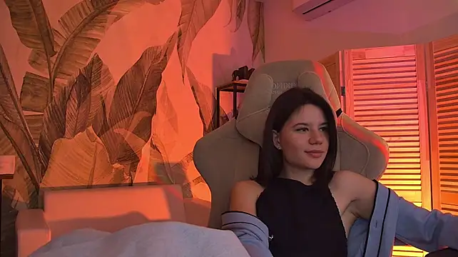 KataraRaven live sex cam