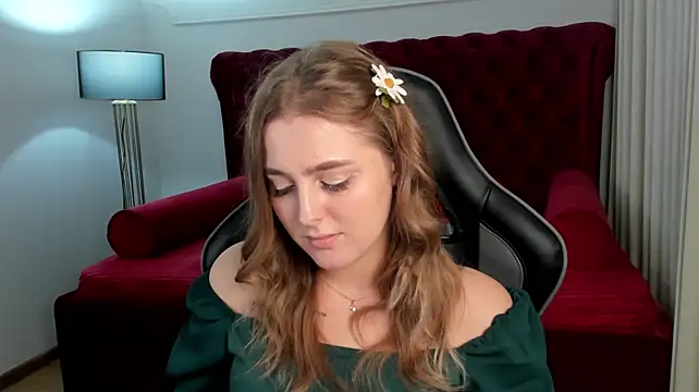 EllaBells live cam on StripChat