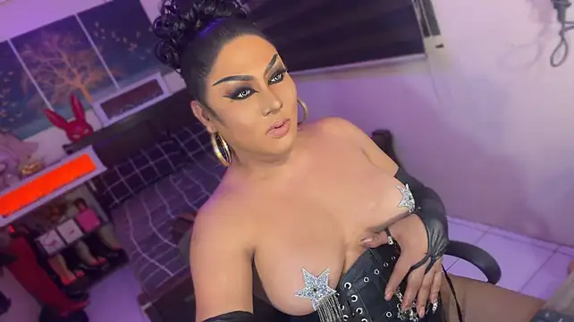 Model: HollyCockAnita