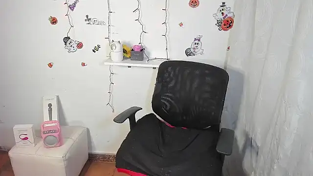 Conie_Squirtt