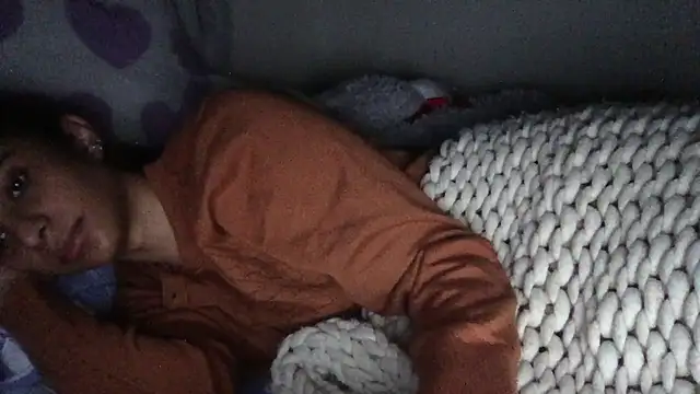 karlatiburcio live cam on StripChat