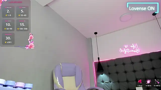 scarletcherry18 live sex cam