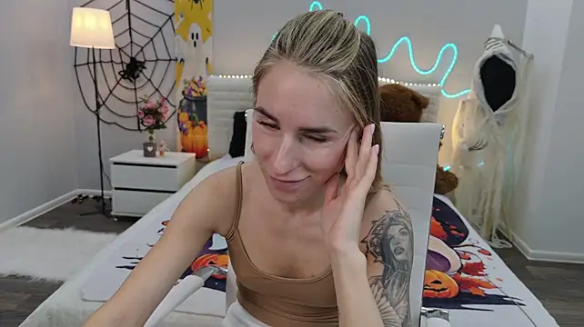 DeboraHorny