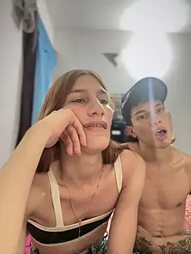 Model: Pride_couple