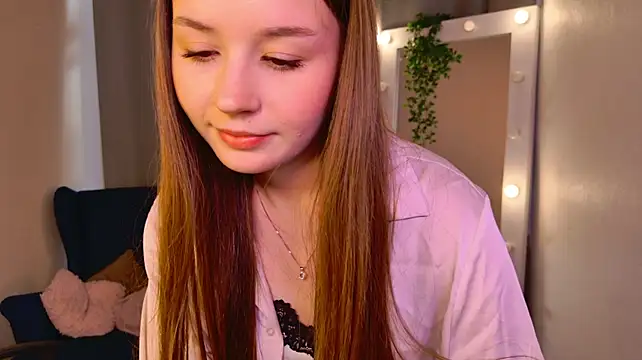 rileybloomss (F teen) - tease top