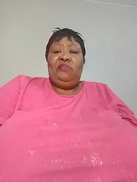 nancy111 (F milf) - Make Me cum and squit in my toy