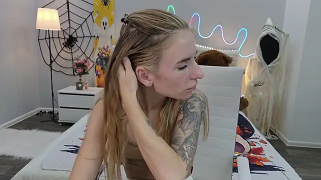 DeboraHorny