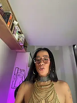 AsianMilfSheryl