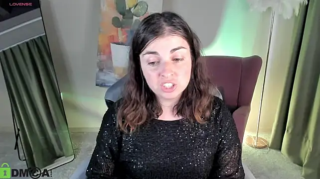 MartaEdams live cam preview