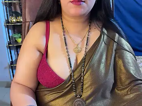 Curvy_Vincy4 live cam preview