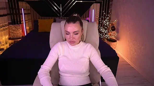 EmilyySecret live cam preview
