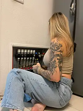 Etwas_neugierig live sex cam