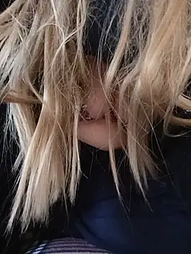 Danai222 live cam preview
