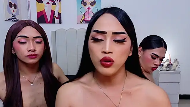 Model: MirandaSterling