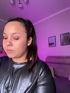 LushBySofa live sex cam