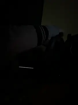 maomao116 (F milf) - 超级敏感，易喷体质，会一直喷水💦，后入肛门抽插2分钟
