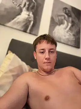 7inchLiam live sex cam