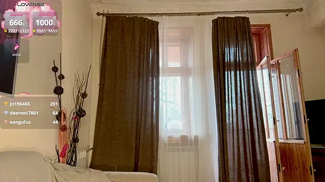 LoraDavi live sex cam