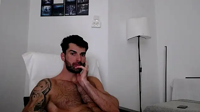 Verycutex live cam on StripChat