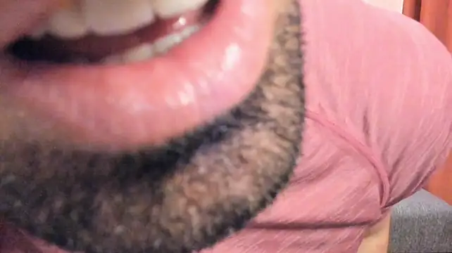 HotHunkTrainer live sex cam