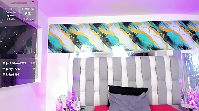 IsaDiiaz live cam on StripChat