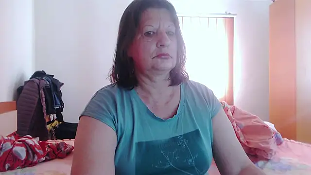 ExtasyMature live cam on StripChat