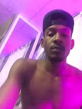 Kiing_afroditho on Stripchat