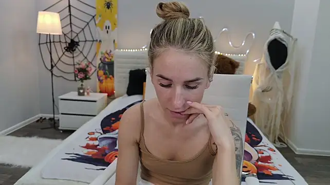 DeboraHorny