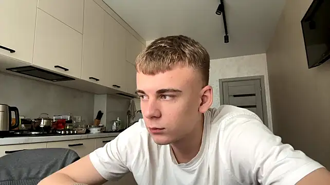 solofury (M twink) - Buy car