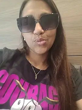 Rbekabe live cam on StripChat