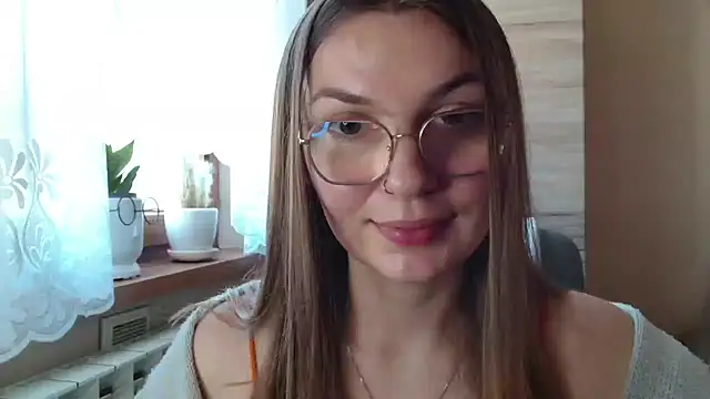 LooveELLYx webcam