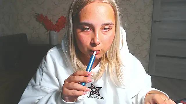 DolphinDreams