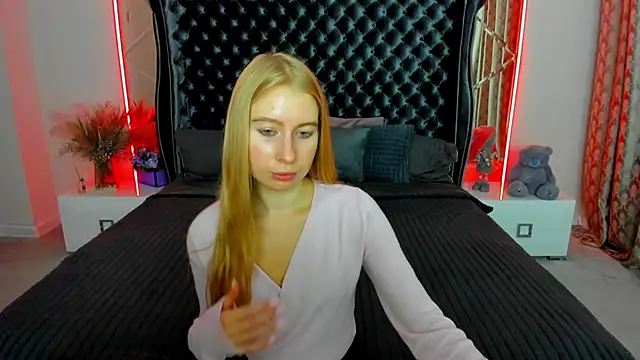 Alina_Blonde