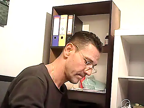 mastercharisma35 on Stripchat