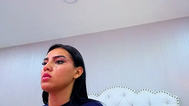 Valen_Abella live cam on StripChat