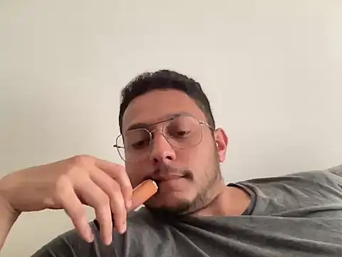jdawgbigbull16 webcam