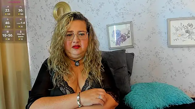 Martinacurvy_