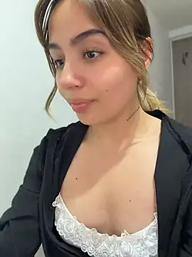 Tina_tastty22 live cam preview